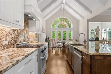 5540 Chelsen Wood Dr, Johns Creek, GA 30097