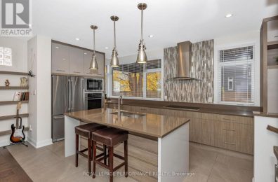 383 PRINCETON AVENUE Ottawa, Ontario K2A4E1